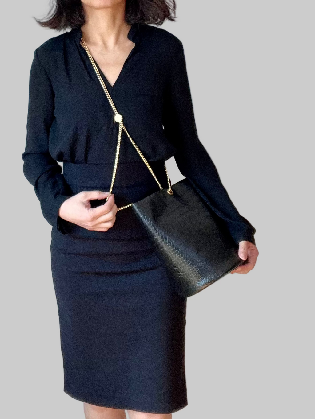 BELLA | The Vintage Bucket 16 [gold hardware]