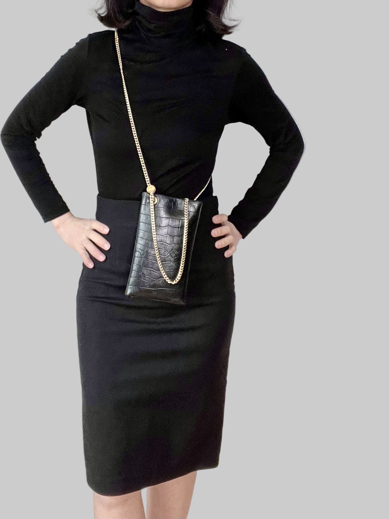 BELLA | The Vintage Phone Pouch [gold hardware]