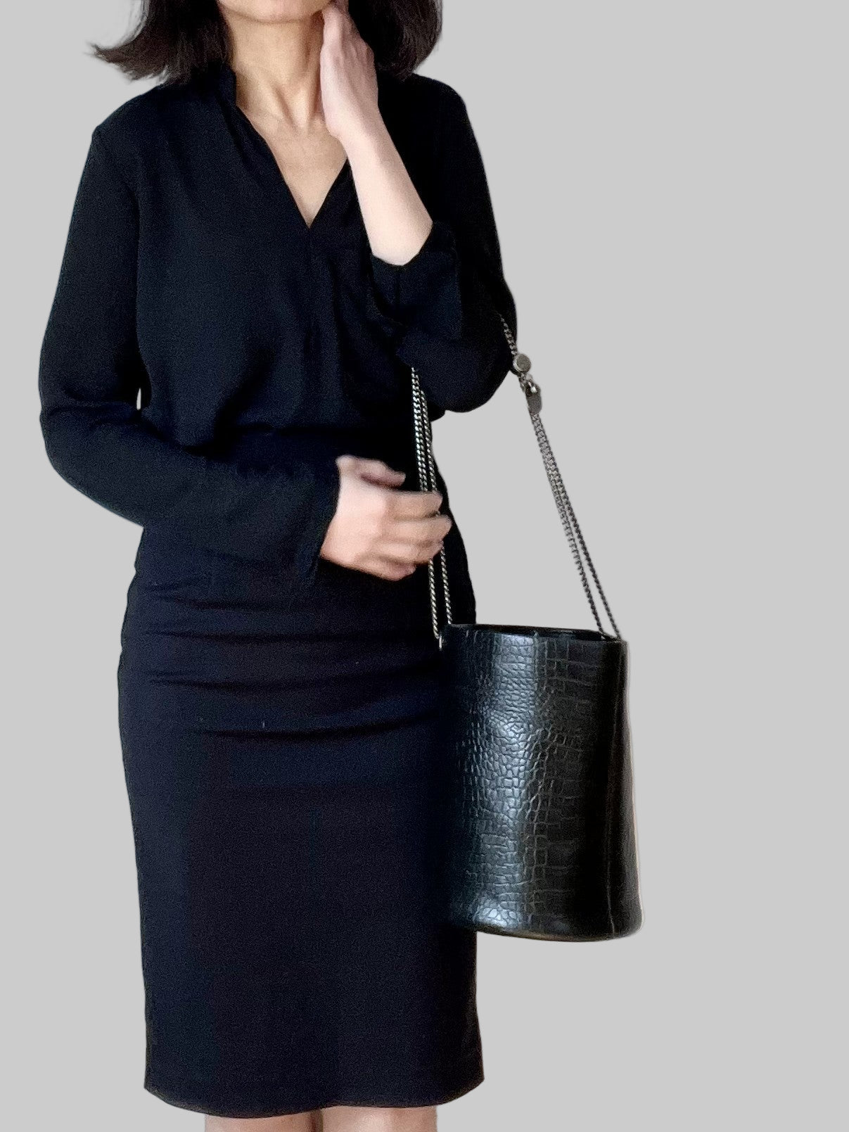 BELLA | The Vintage Bucket 16 [silver hardware]