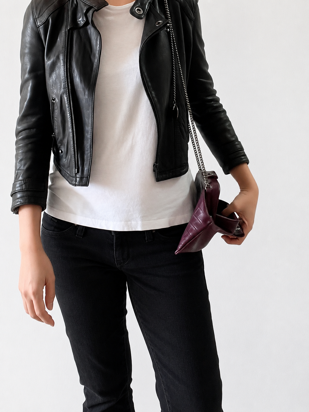 BELLA | Baguette Embossed