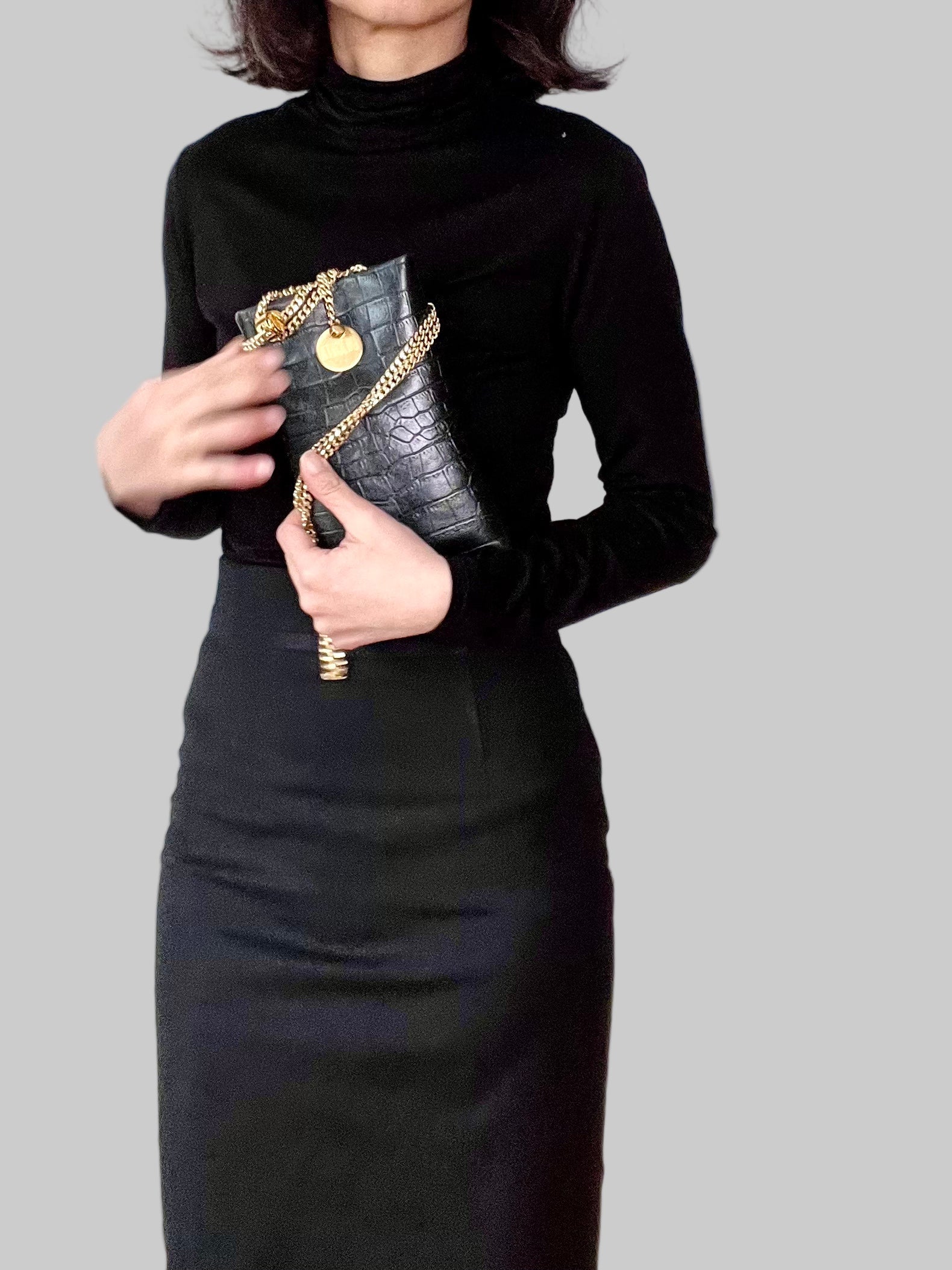 BELLA | The Vintage Phone Pouch [gold hardware]